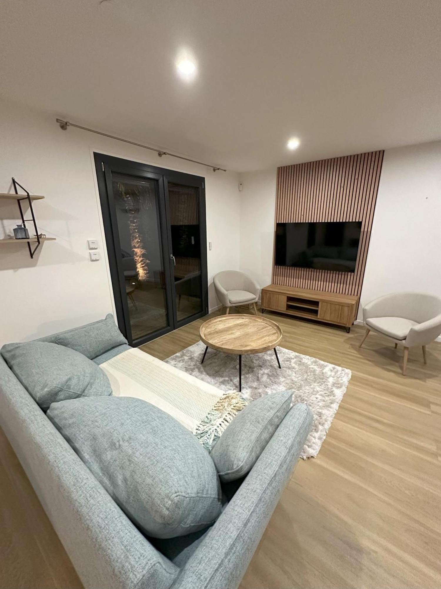 Sunny House - Villa 4 Chambres - Saint Genis Les Ollieres Exterior photo