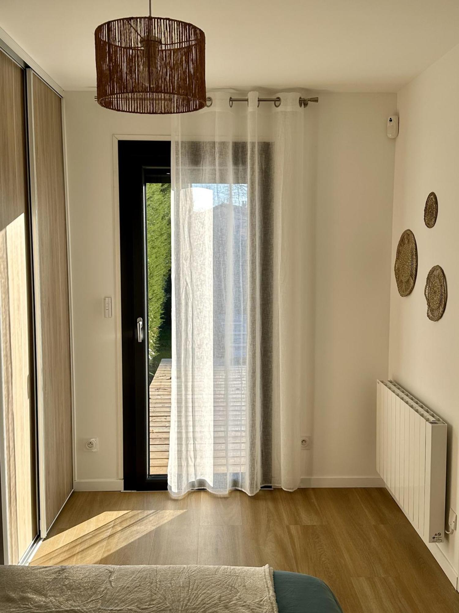 Sunny House - Villa 4 Chambres - Saint Genis Les Ollieres Exterior photo