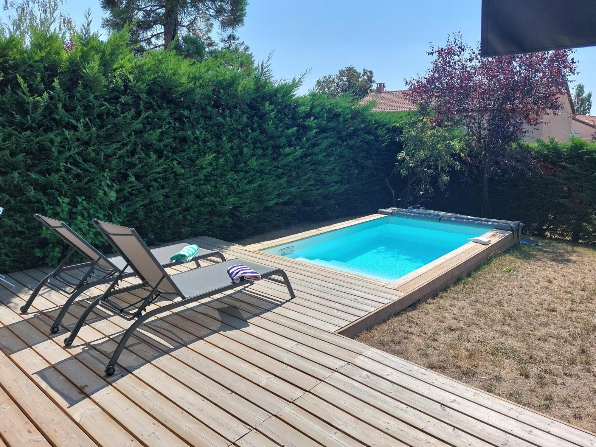 Sunny House - Villa 4 Chambres - Saint Genis Les Ollieres Exterior photo